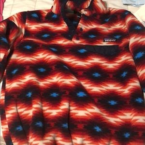 Patagonia pull over